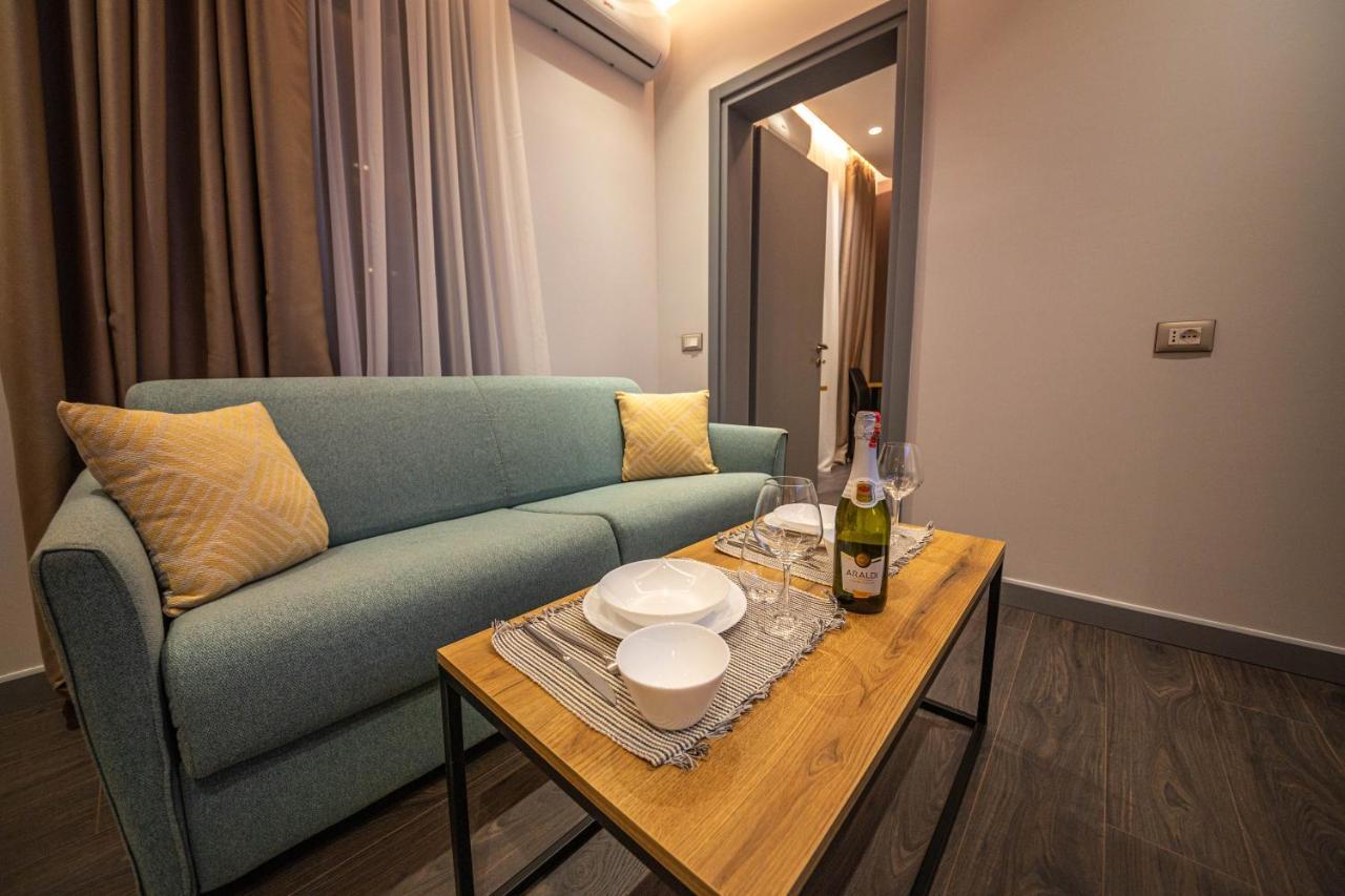Blloku Unique Apartments Tirana Esterno foto